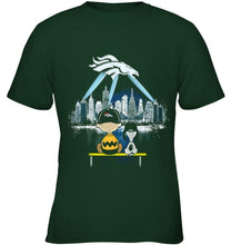 Load image into Gallery viewer, snoopy watch Denver Broncos city shirt