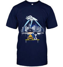 Load image into Gallery viewer, snoopy watch Denver Broncos city shirt