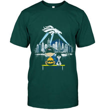 Load image into Gallery viewer, snoopy watch Denver Broncos city shirt