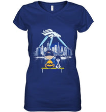 Load image into Gallery viewer, snoopy watch Denver Broncos city shirt