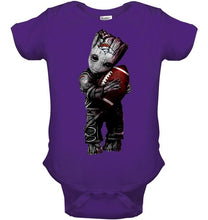 Load image into Gallery viewer, baby groot loves Denver Broncos shirt
