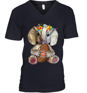 Elephant loves Denver Broncos shirt