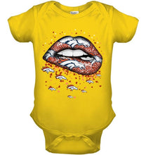 Load image into Gallery viewer, Denver Broncos heart glitter pattern lips shirt
