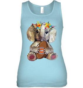 Elephant loves Denver Broncos shirt