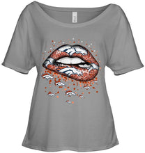 Load image into Gallery viewer, Denver Broncos heart glitter pattern lips shirt
