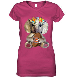 Elephant loves Denver Broncos shirt