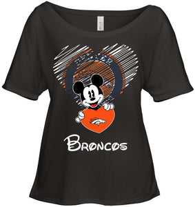 Mickey loves Denver Broncos fan hoodie