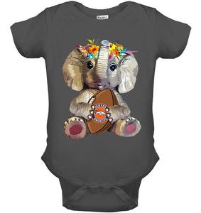 Elephant loves Denver Broncos shirt