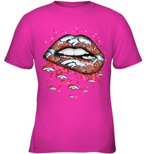 Load image into Gallery viewer, Denver Broncos heart glitter pattern lips shirt
