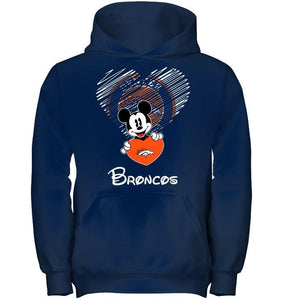 Mickey loves Denver Broncos fan hoodie