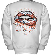 Load image into Gallery viewer, Denver Broncos heart glitter pattern lips shirt
