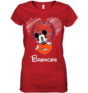 Mickey loves Denver Broncos fan hoodie